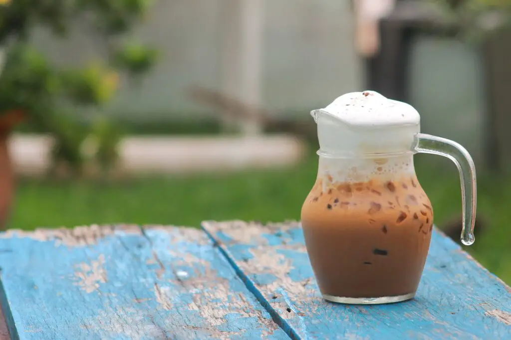 How to Make Iced Coffee at Home